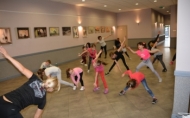 Ferie z M-GOK - Fitness i zabawy podwórkowe